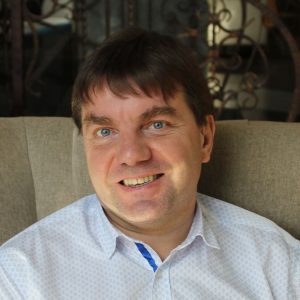 Виталий Иванов